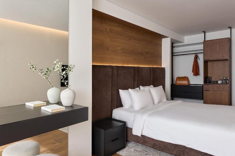 Blanco Athens Aparthotel image