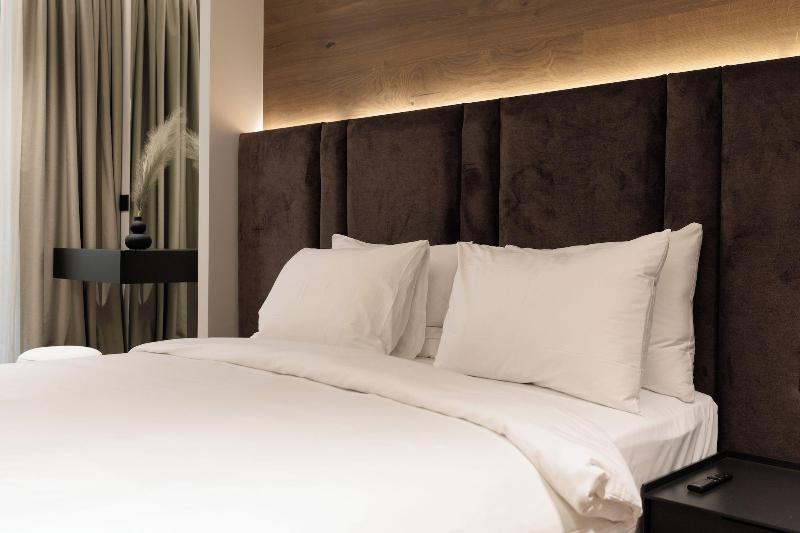 Blanco Athens Aparthotel image