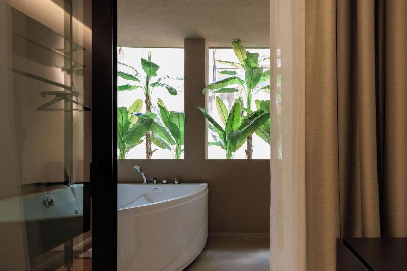 Blanco Athens Aparthotel image