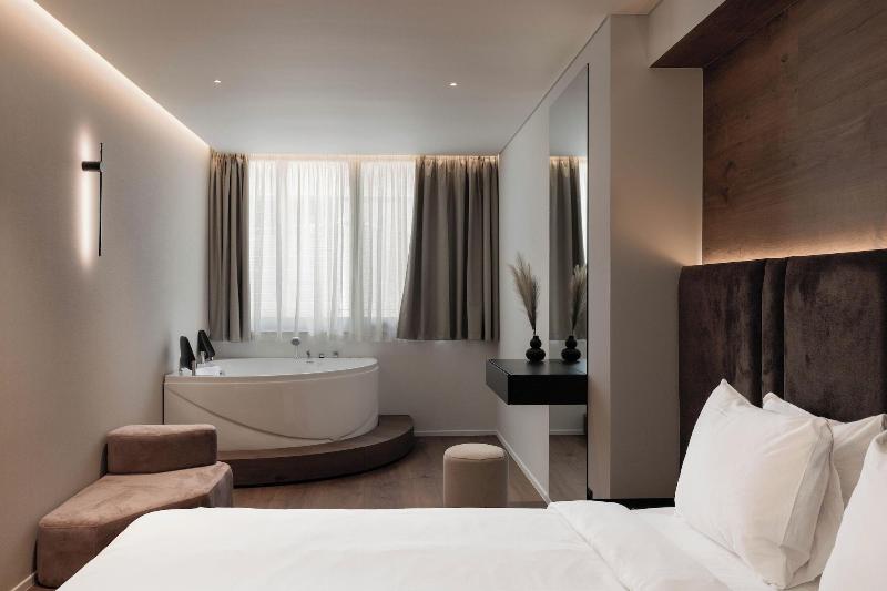 Blanco Athens Aparthotel image
