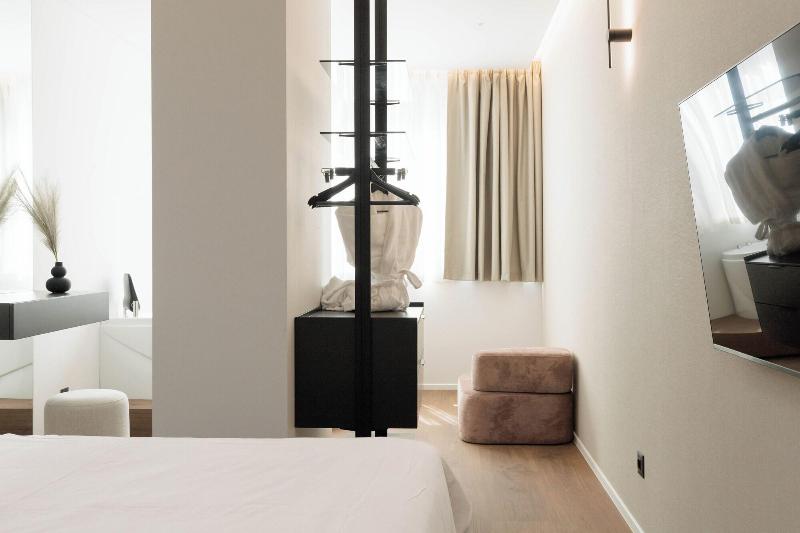 Blanco Athens Aparthotel image