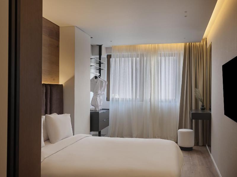 Blanco Athens Aparthotel image