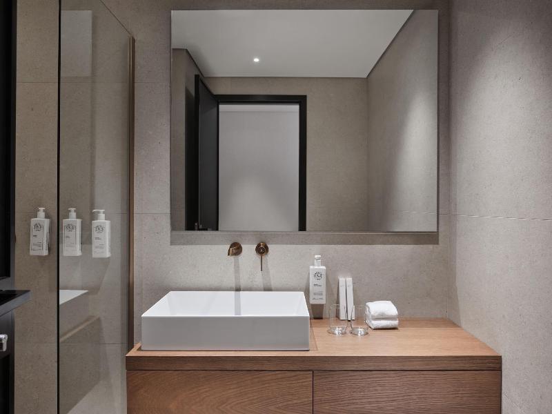 Blanco Athens Aparthotel image