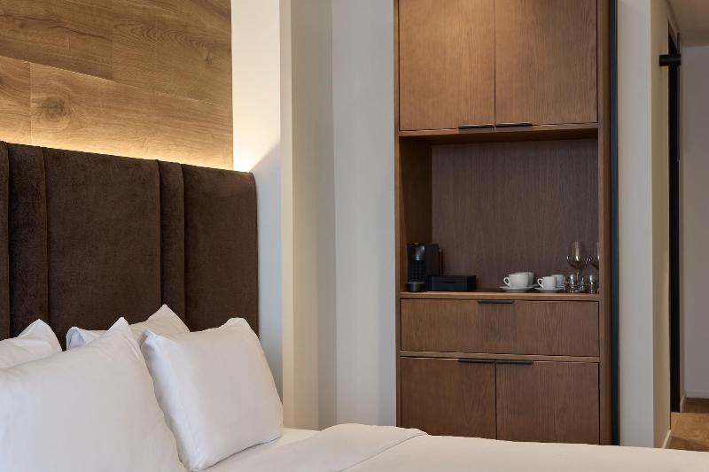 Blanco Athens Aparthotel image