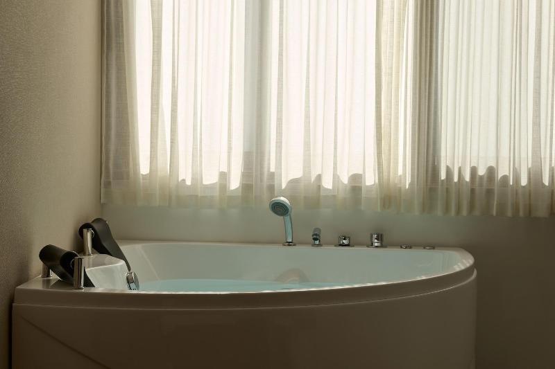 Blanco Athens Aparthotel image