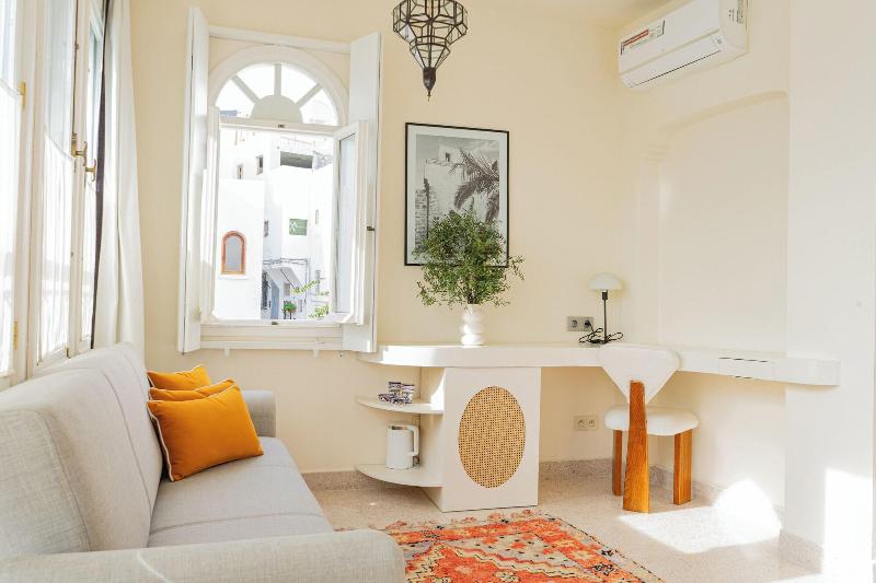 Absinthe Tangier image