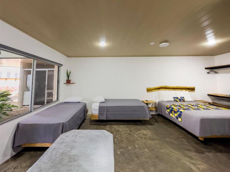 Nomad Living Cr image