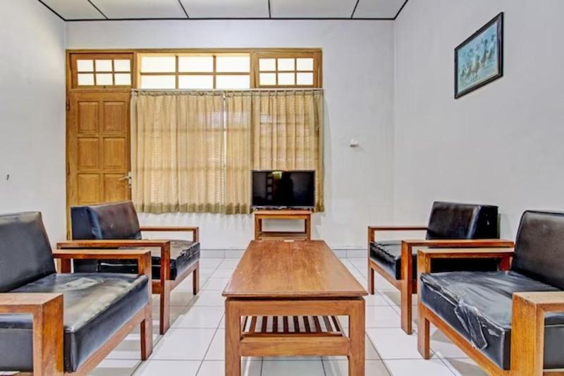 Spot On 94211 Pondok Wisata Kaliandra image