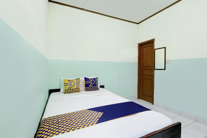 Spot On 94211 Pondok Wisata Kaliandra image