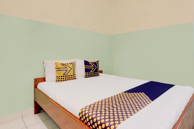 Spot On 94211 Pondok Wisata Kaliandra image