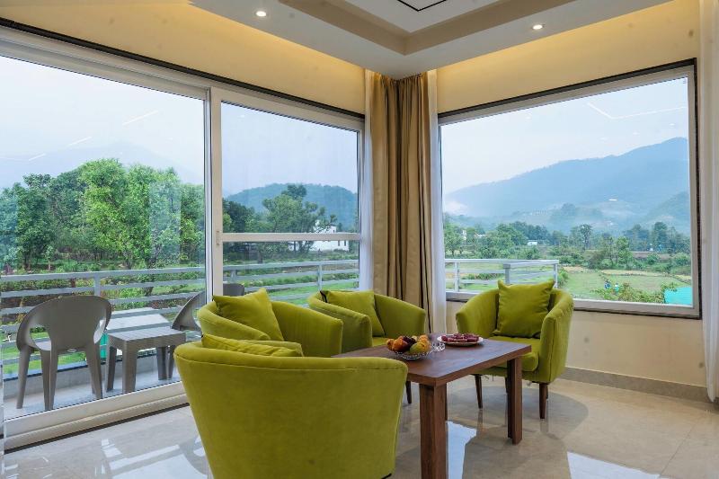 Corbett Four Seasons image