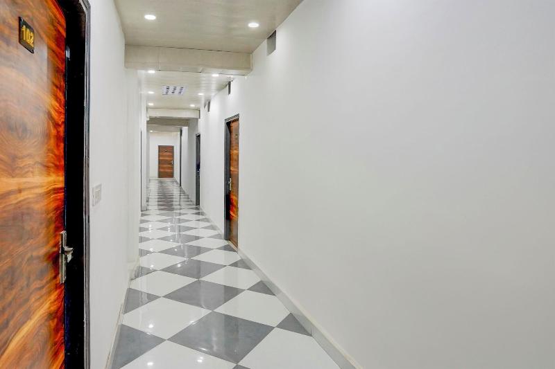 Hotel Downtown image