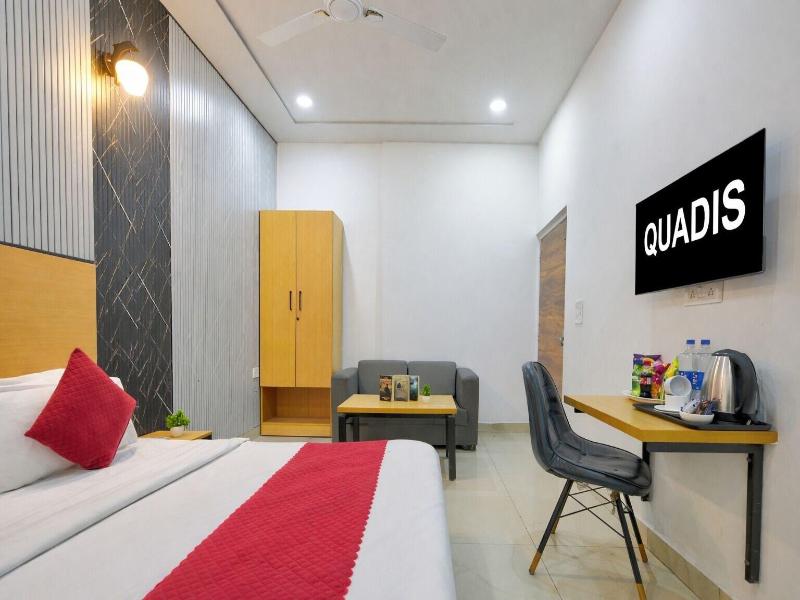 Hotel Downtown image