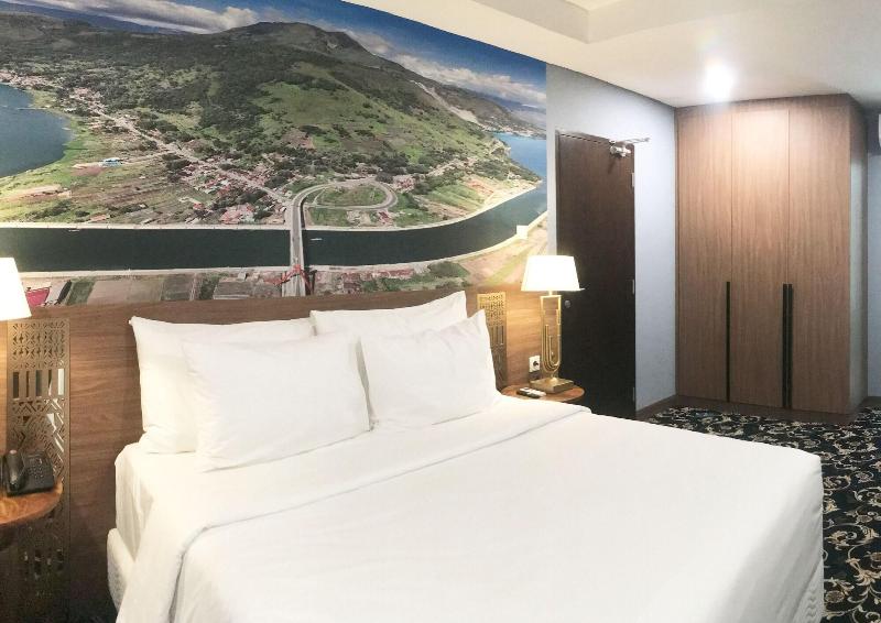Labersa Hotel Samosir image