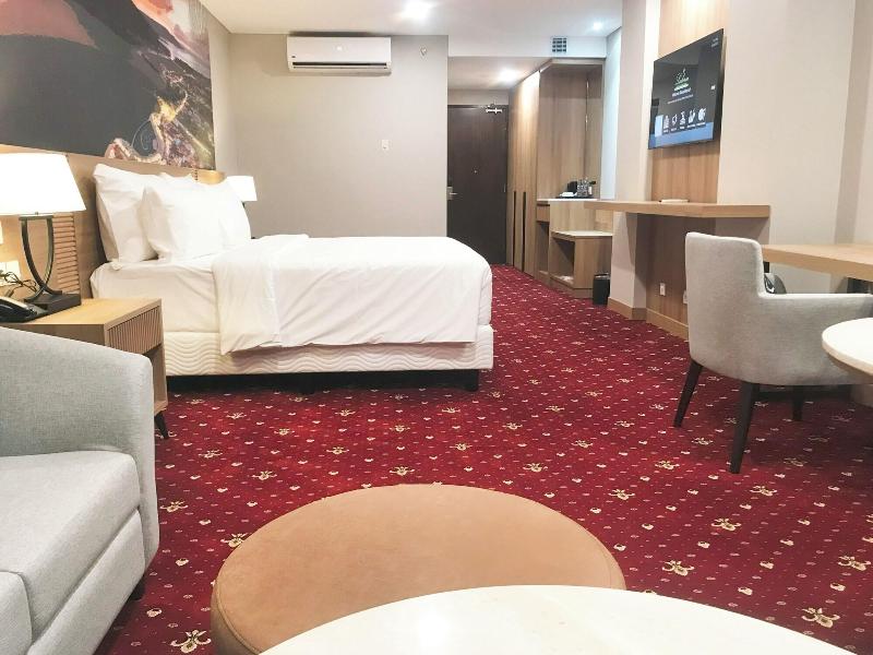 Labersa Hotel Samosir image