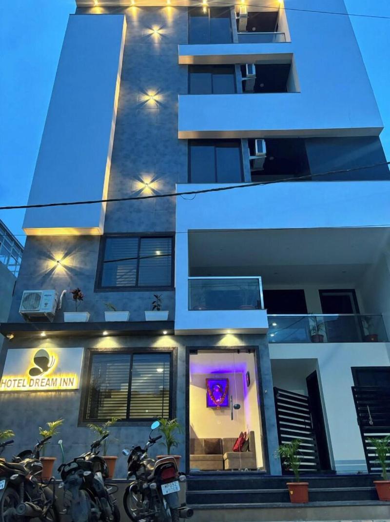Hotel Dream Inn — general view