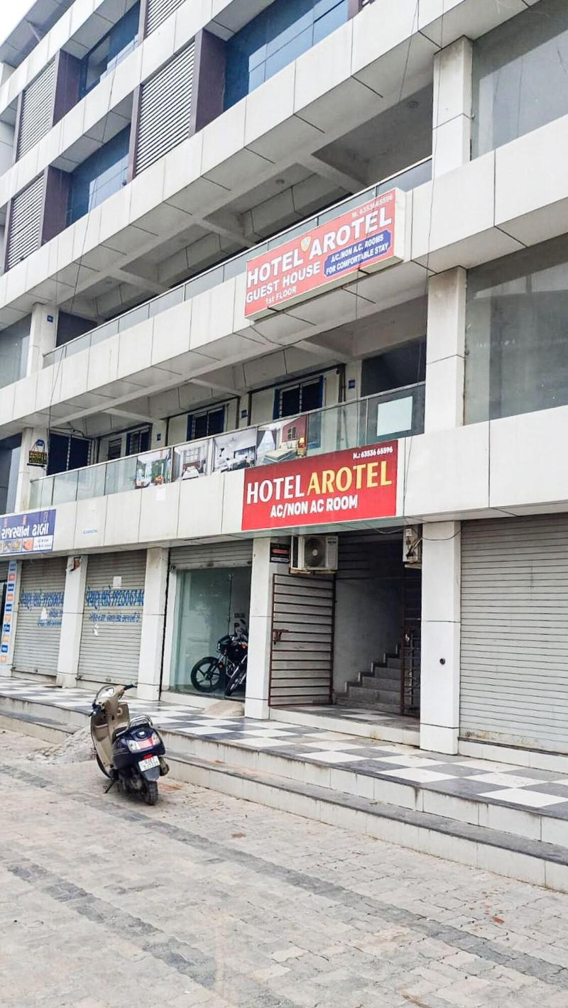 Hotel Arotel image