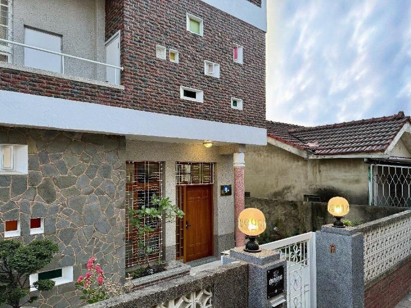 Ronchamp Villa image