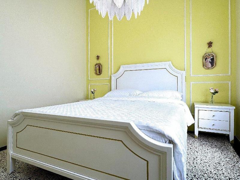 Ronchamp Villa image