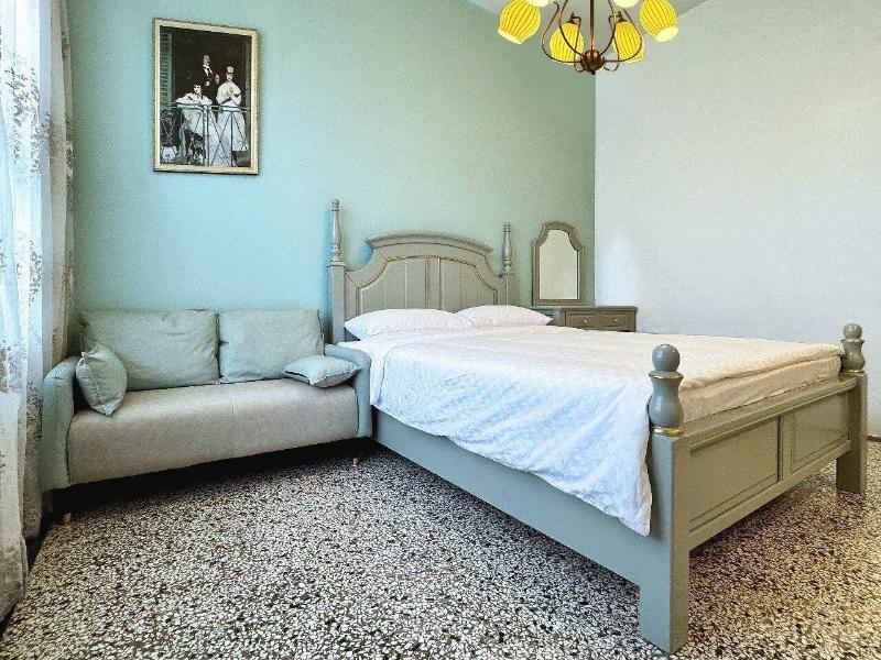 Ronchamp Villa image