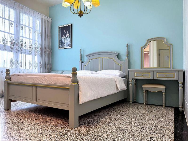 Ronchamp Villa image