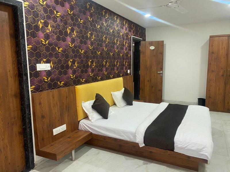 Hotel Suraj image