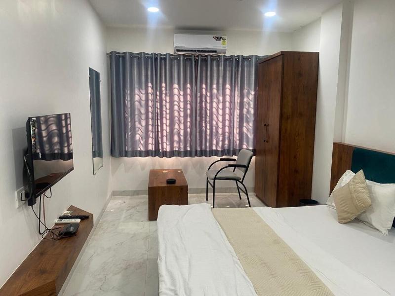 Hotel Suraj image