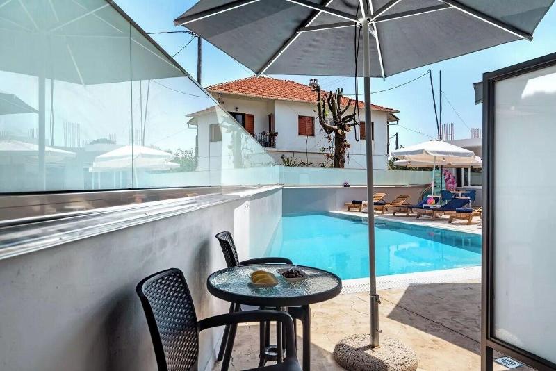 Blue Star Aparthotel image