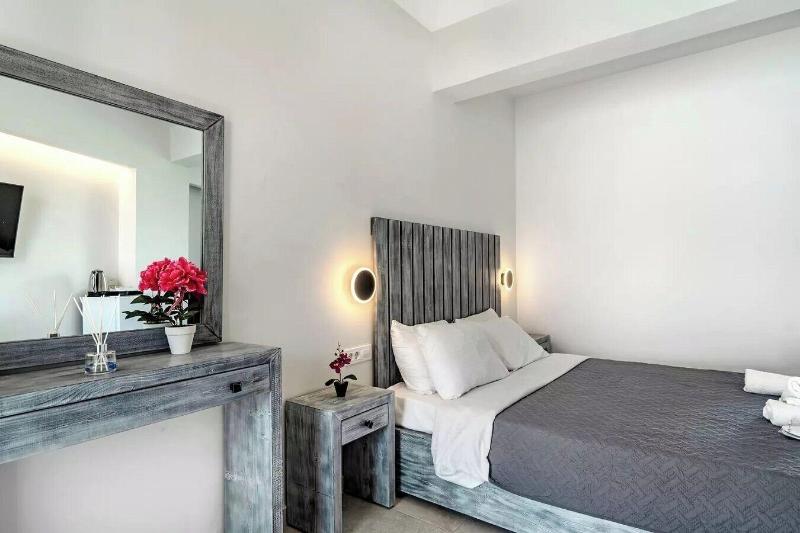 Blue Star Aparthotel image
