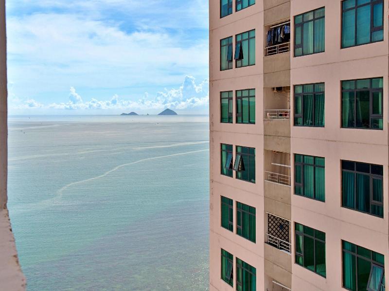 Hanz Business Suite Oceanus Condotel image