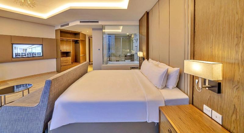 Hanz Business Suite Oceanus Condotel image