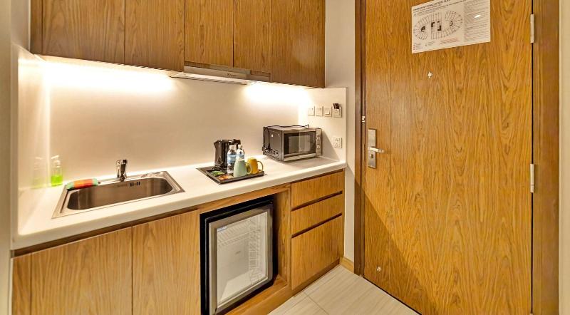 Hanz Business Suite Oceanus Condotel image