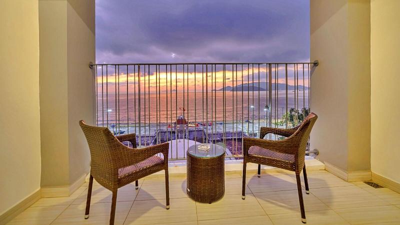 Hanz Business Suite Oceanus Condotel image
