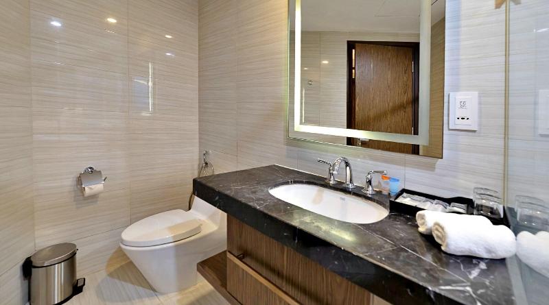 Hanz Business Suite Oceanus Condotel image