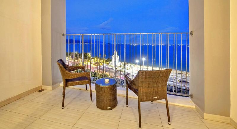 Hanz Business Suite Oceanus Condotel image
