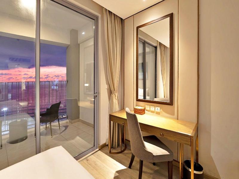 Hanz Business Suite Oceanus Condotel image