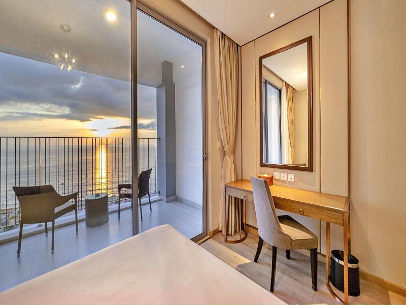 Hanz Business Suite Oceanus Condotel image
