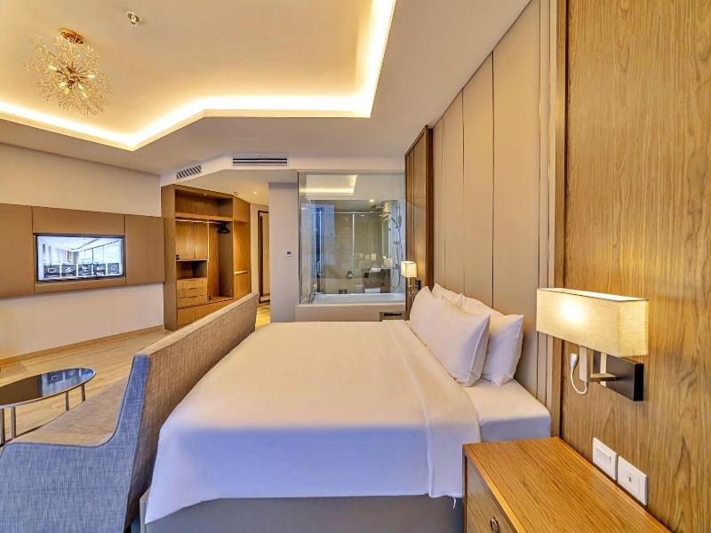 Hanz Business Suite Oceanus Condotel image