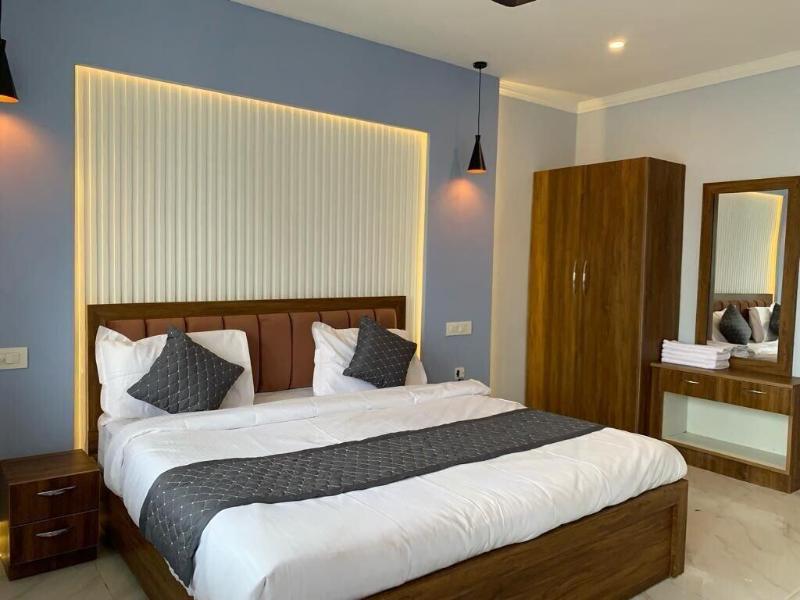 Ganeshwaram Hotel Restaurant Bhowali image