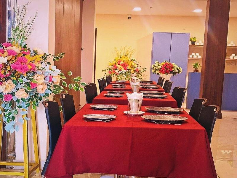 Hotel Devine image