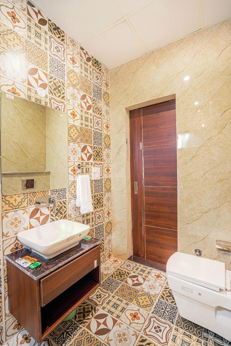 Hotel Devine image