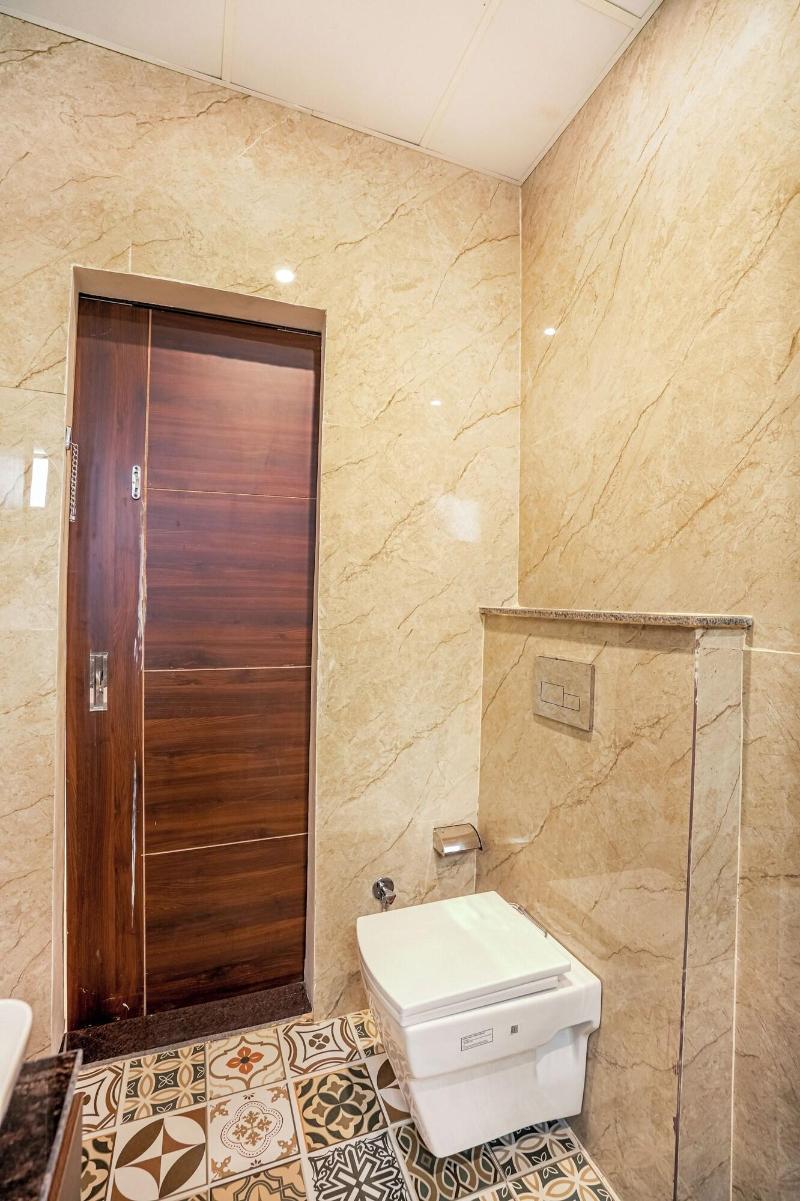 Hotel Devine image