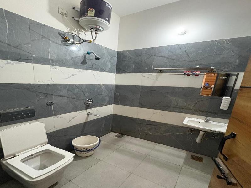 Hotel Devine image