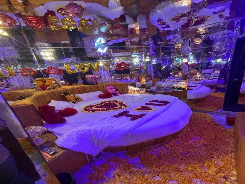 Hotel The Stay Lions image