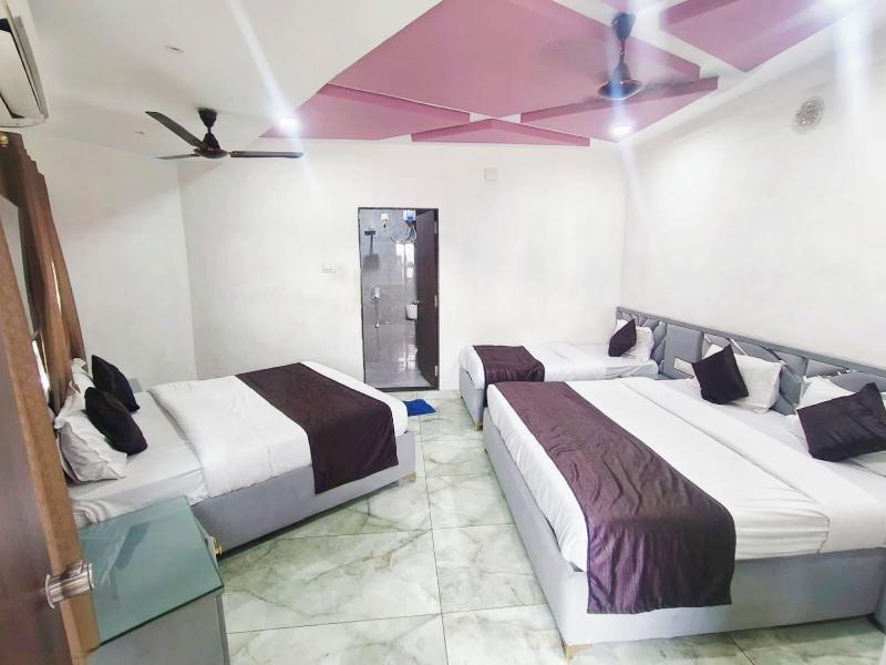 Hotel The Stay Lions image