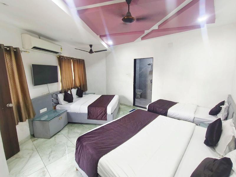 Hotel The Stay Lions image