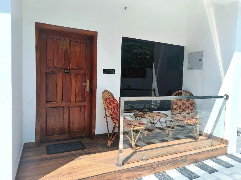 Wavealokam Beach Retreat image