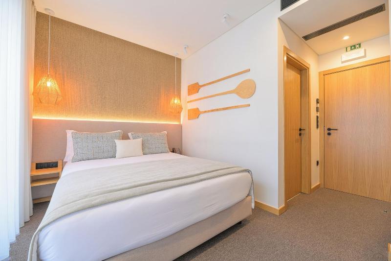 Favaios Aldeia Resort image