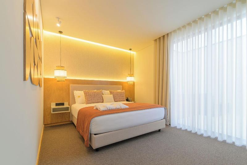 Favaios Aldeia Resort image