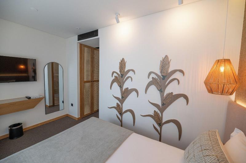Favaios Aldeia Resort image
